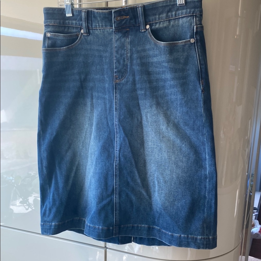 Denim skirt